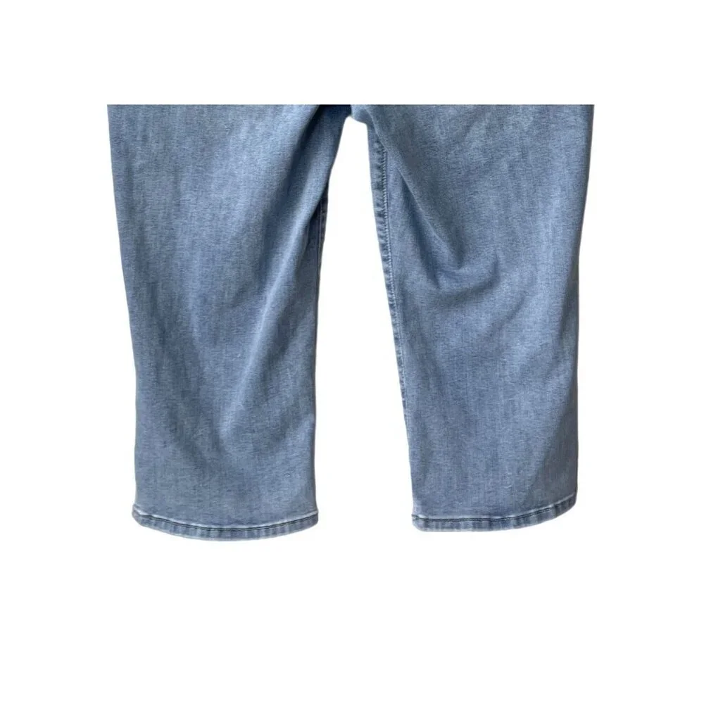 NYDJ Curves 360‎ Cropped Jeans Size 10P High Rise Light Wash Slim Straight